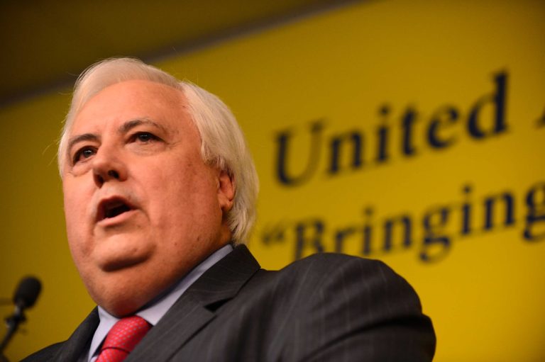 Budget 2014- Senate showdown looms after Clive Palmer’s ‘no back-down’ pledge on GP co-payments