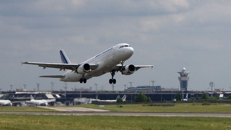 Air France Crews Petition to Stop Flights to Ebola-Affected Countries