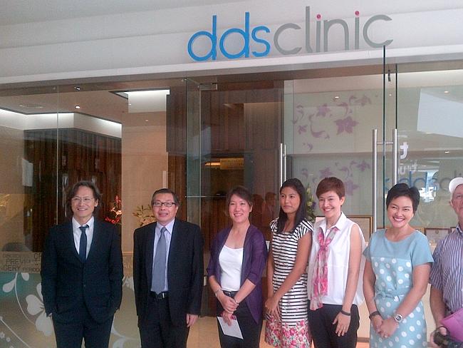 Internationally trained dentists at DDS Clinic in Bangkok target medical tourists.