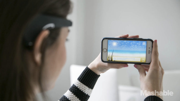 Brain-Sensor Wearable Headbands De-Stress You in Minutes