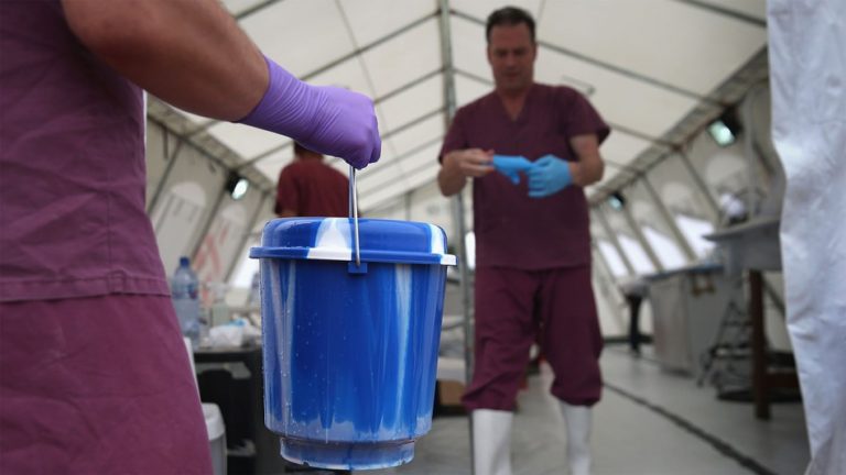 Roadside bandits steal cooler full of Ebola blood in Guinea