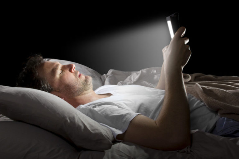 Light-emitting e-readers before bedtime can adversely impact sleep