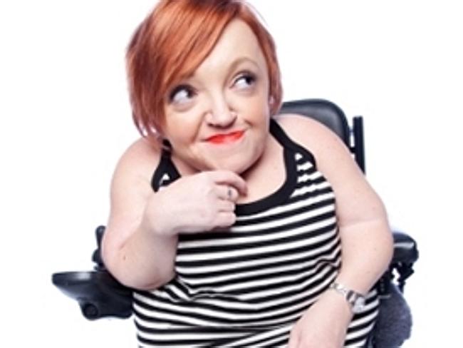 Editor and comedian Stella Young has died aged 32.