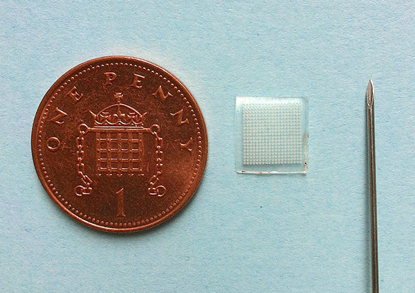 microneedles Microneedles Allow Samping Interstitial Fluid, Deliver Drugs Painlessly (VIDEO)