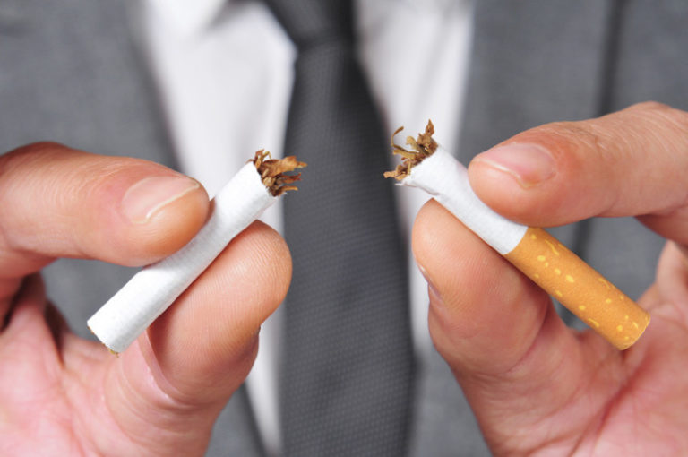 Neuroscience researchers believe in quitting smoking gradually