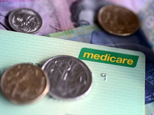 Government backflips on Medicare rebate