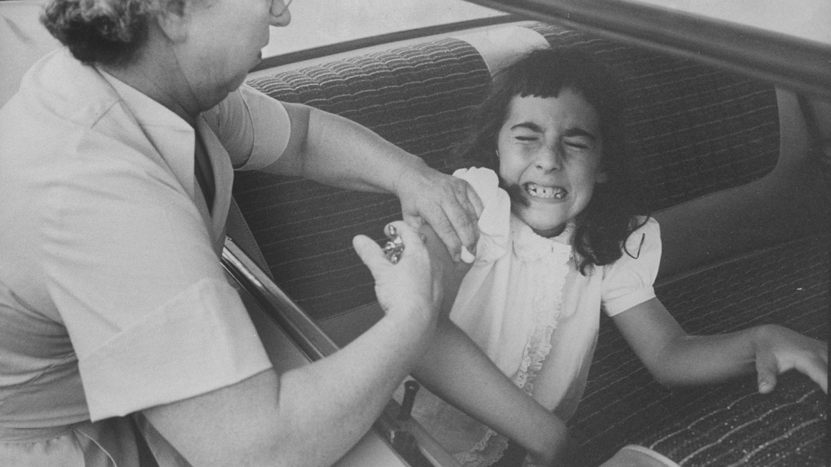 Drive-through polio vaccine clinic