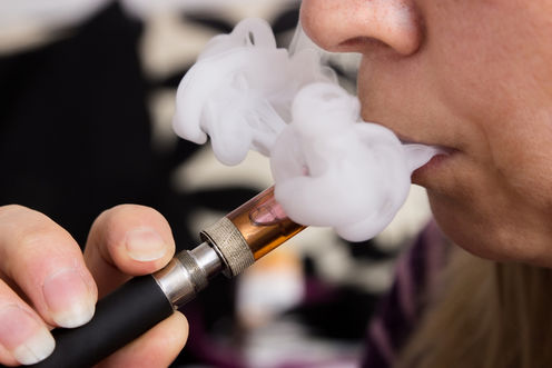 Want to quit smoking? Switching to e-cigarettes no advantage