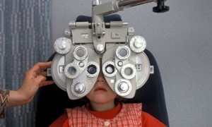 Vision problems children eye test