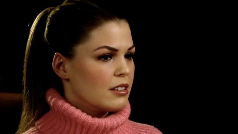 Wellness warrior Belle Gibson, who faked cancer, persists in her story in TV interview