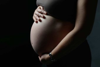 Australian health authorities urged to subsidise foetal DNA testing