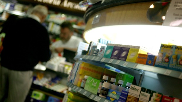 Pharmacists could administer influenza vaccinations in 2016