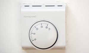 Wall-mounted thermostat