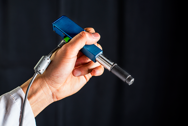 Powerful Handheld Microscope to Spot Cancer Cells During Surgery