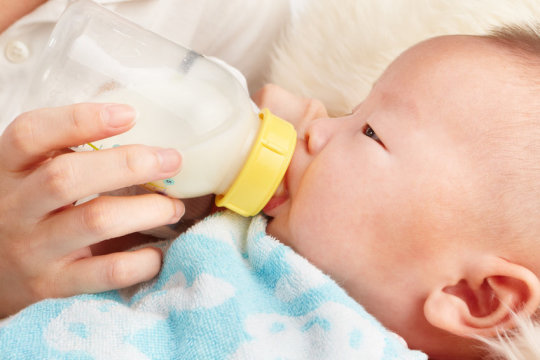 Health concerns about global baby formula boom