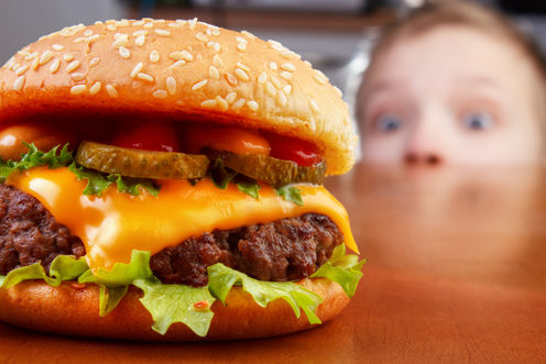 Fast food companies use social networking sites to target children